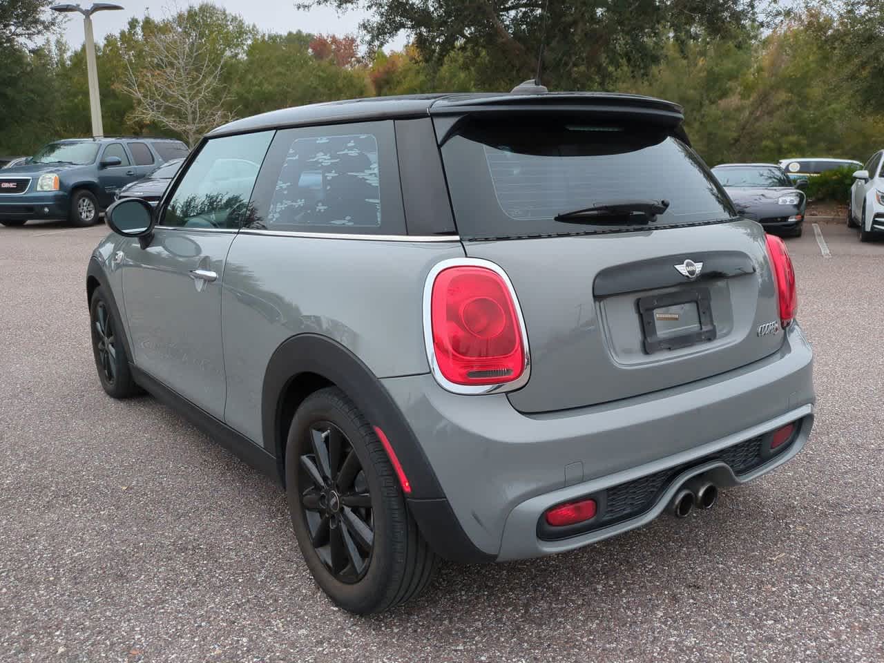 Thumbnail: 2015 MINI Cooper Hardtop - 4