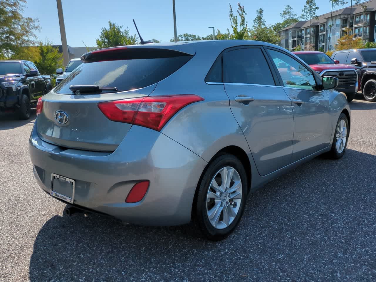 Thumbnail: 2014 Hyundai Elantra - 6