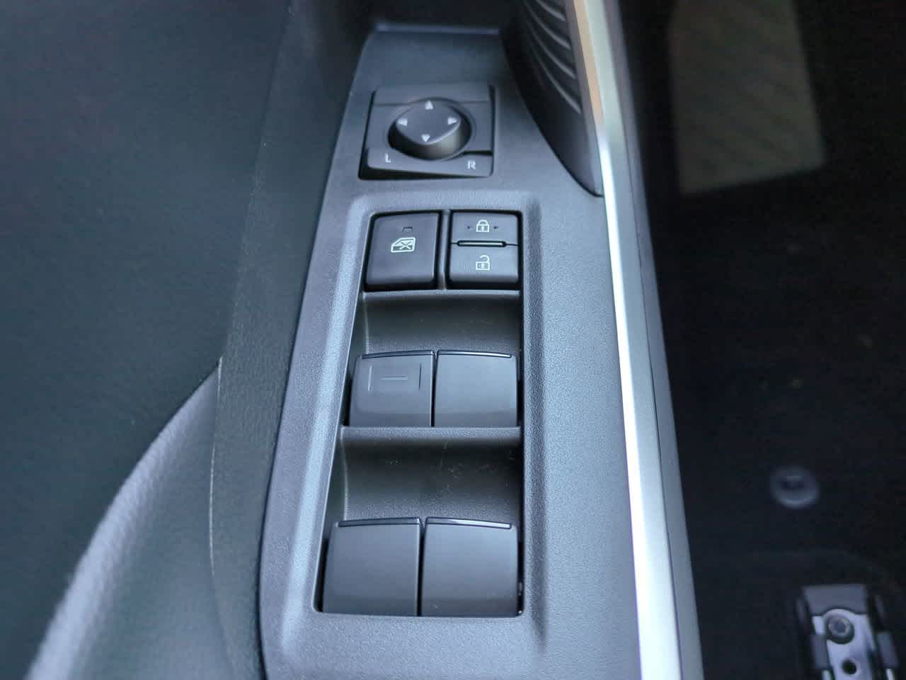 Thumbnail: 2025 Toyota RAV4 - 21