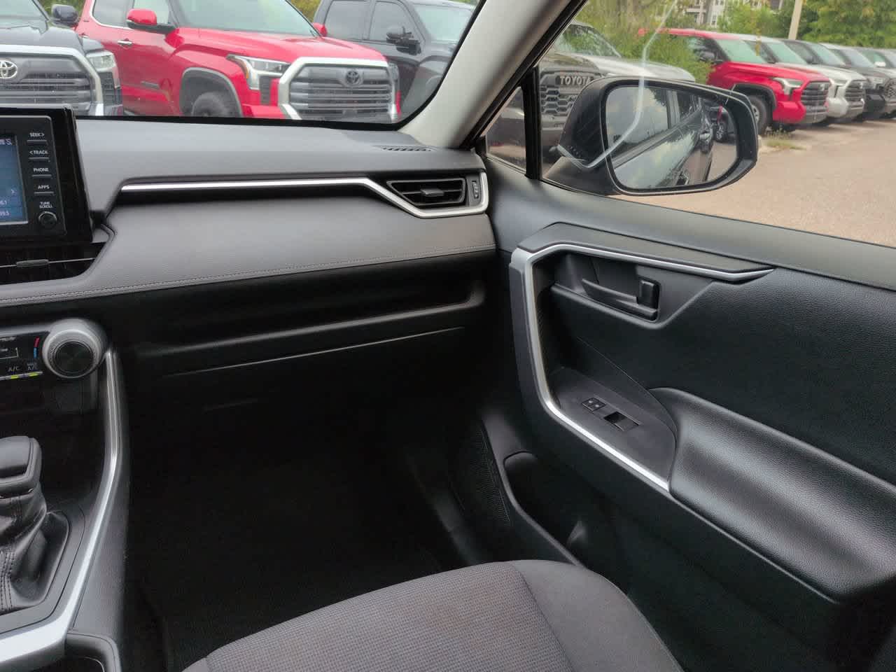 Thumbnail: 2019 Toyota RAV4 - 16