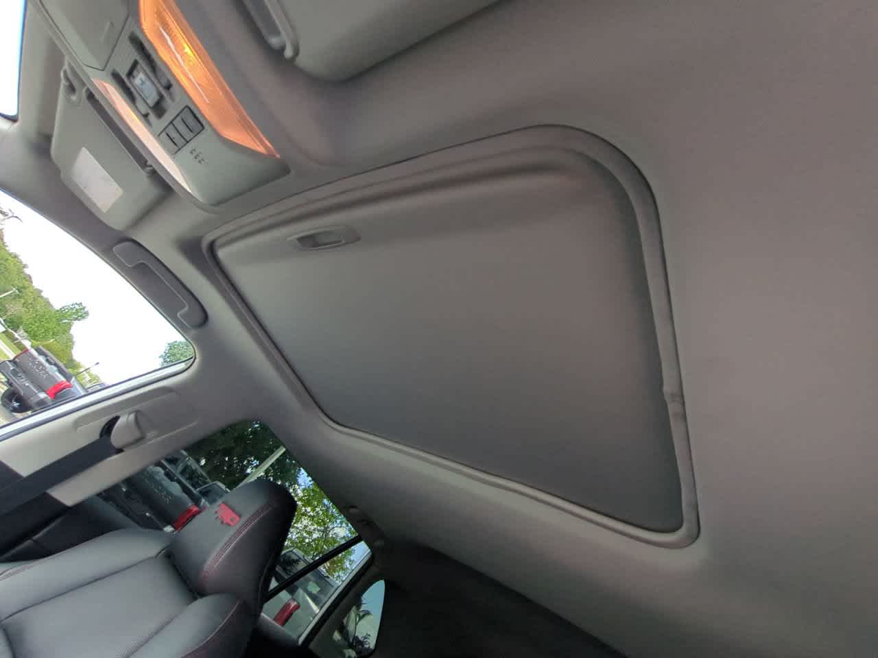 Thumbnail: 2020 Toyota RAV4 - 19