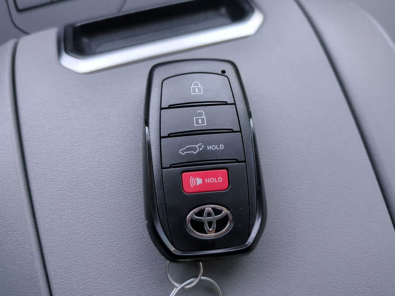 Thumbnail: 2026 Toyota Highlander - 29