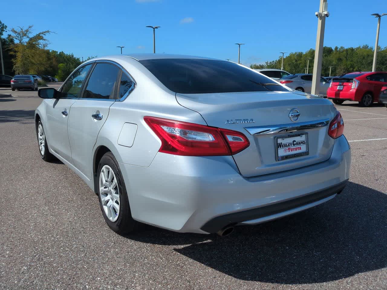 Thumbnail: 2016 Nissan Altima - 4