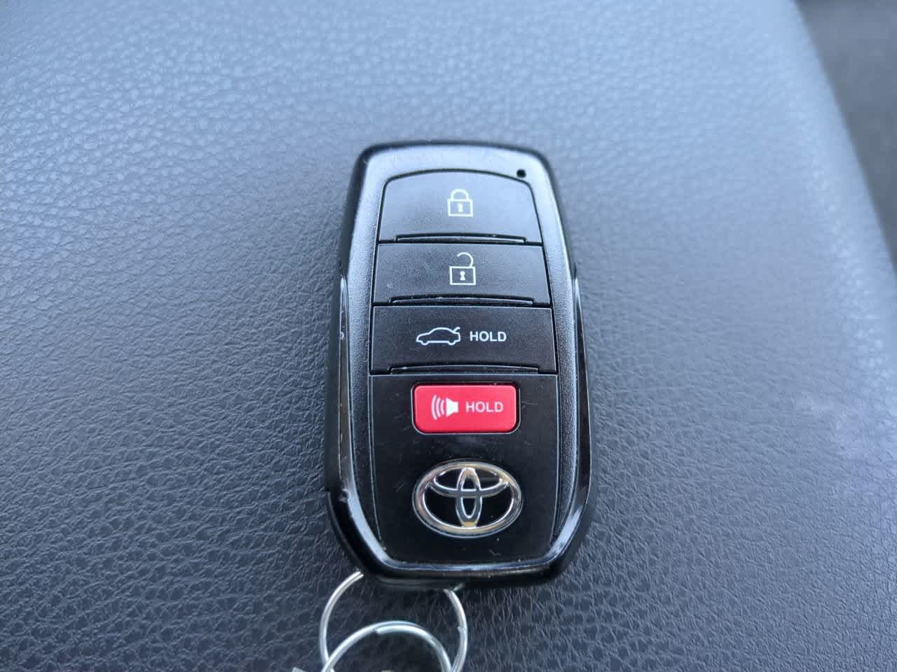 Thumbnail: 2025 Toyota Camry - 25