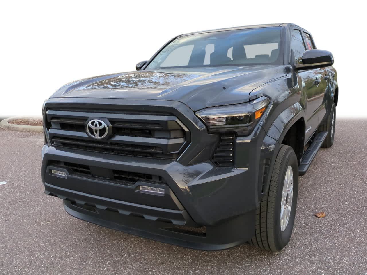 2025 Toyota Tacoma SR5's photo