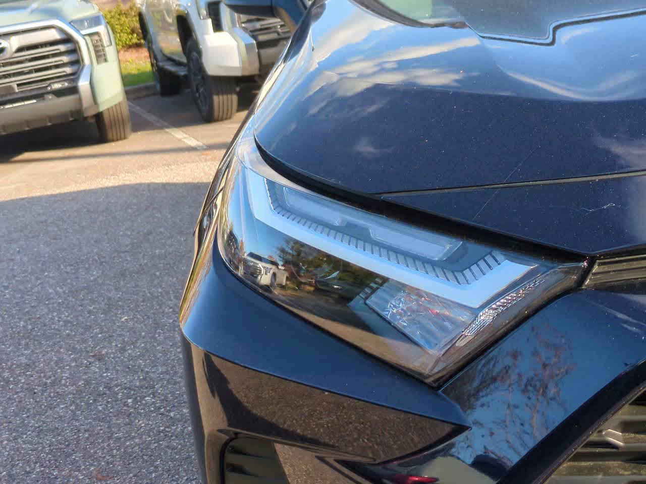 Thumbnail: 2025 Toyota RAV4 - 10