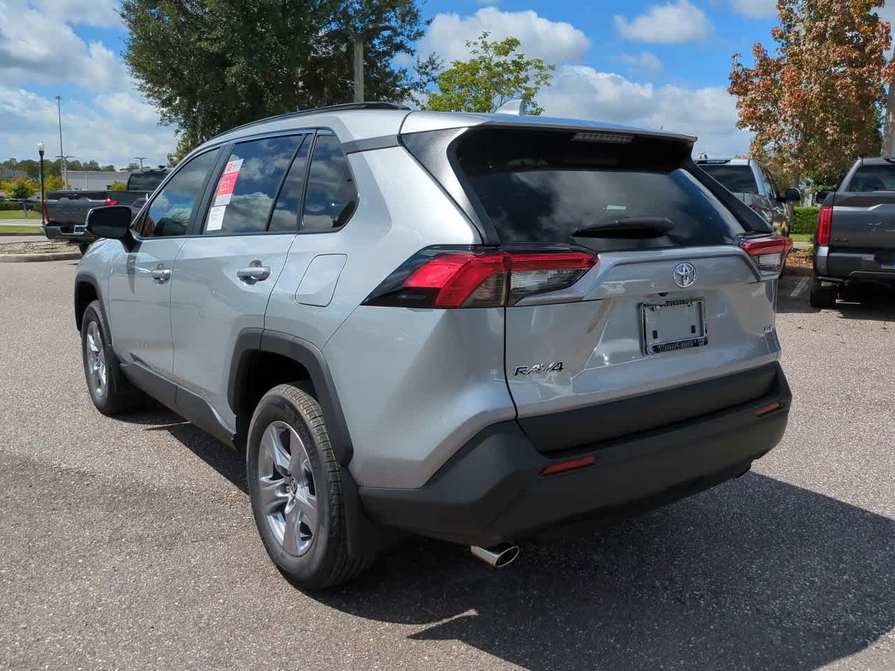 Thumbnail: 2025 Toyota RAV4 - 4