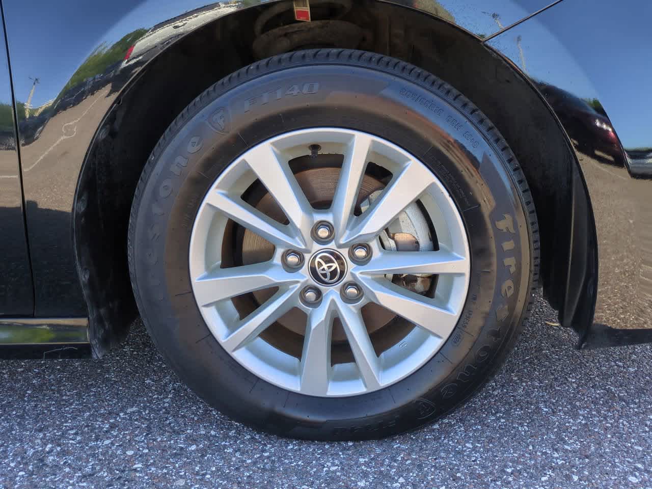 Thumbnail: 2025 Toyota Camry - 11