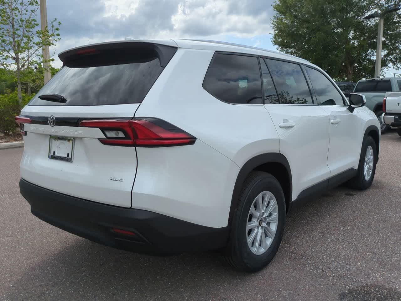 Thumbnail: 2026 Toyota Grand Highlander - 6