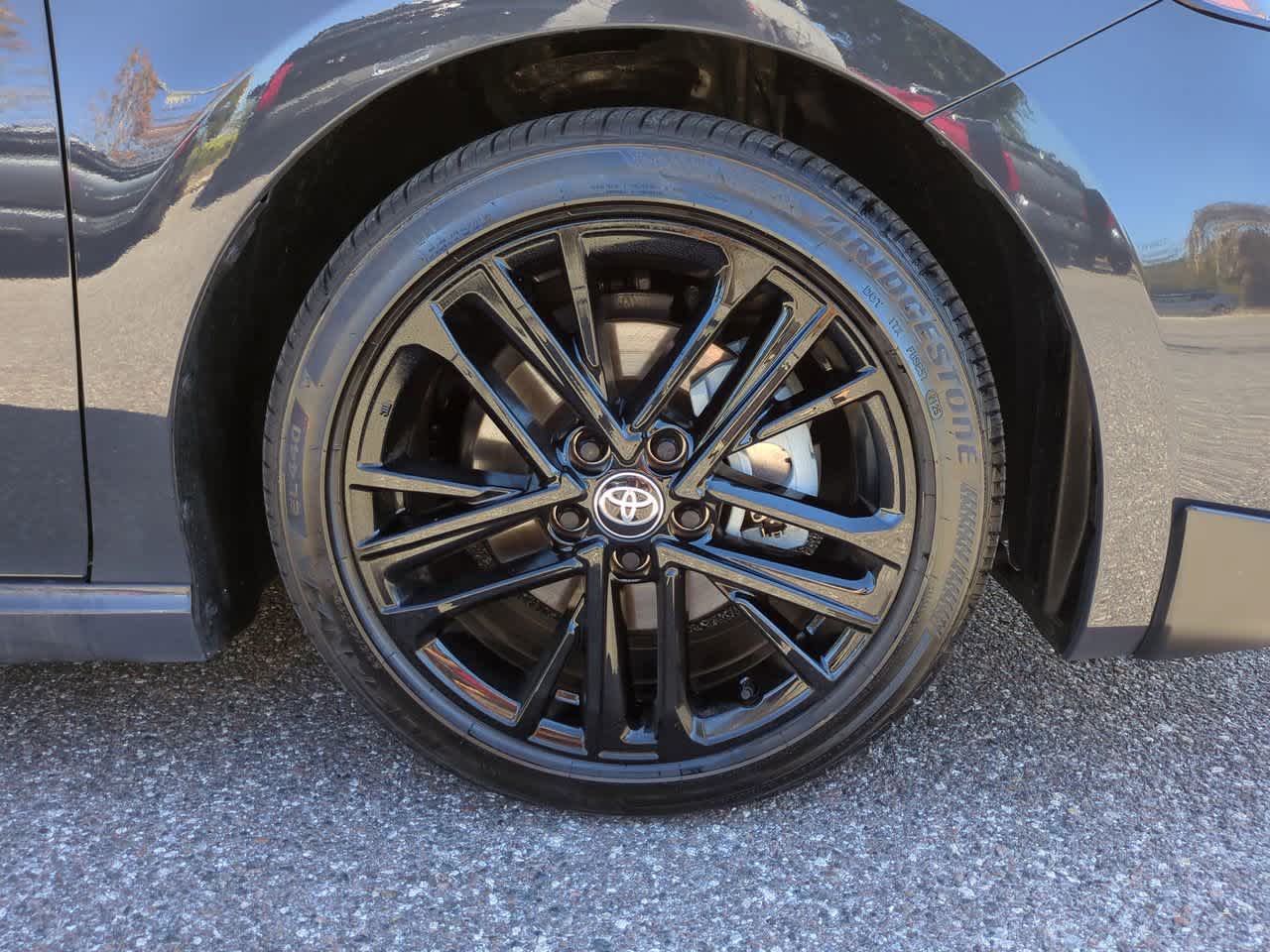 Thumbnail: 2025 Toyota Camry - 11