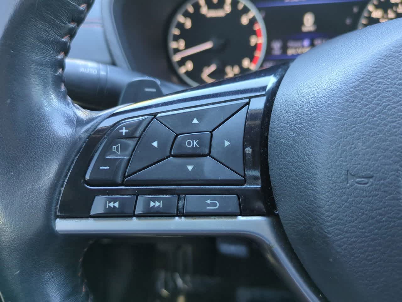 Thumbnail: 2019 Nissan Altima - 22