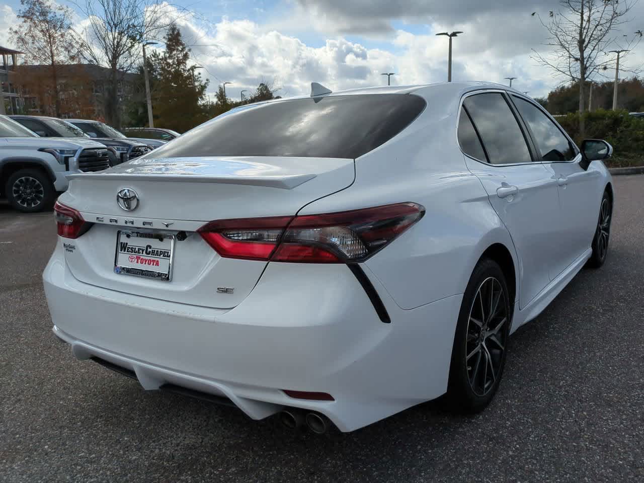 Thumbnail: 2022 Toyota Camry - 6