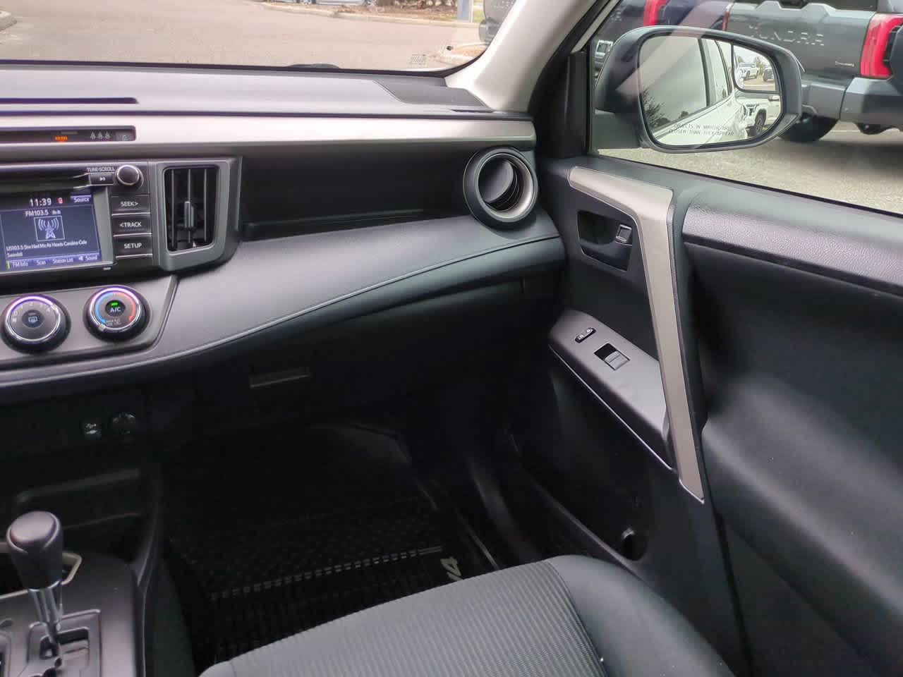 Thumbnail: 2017 Toyota RAV4 - 16