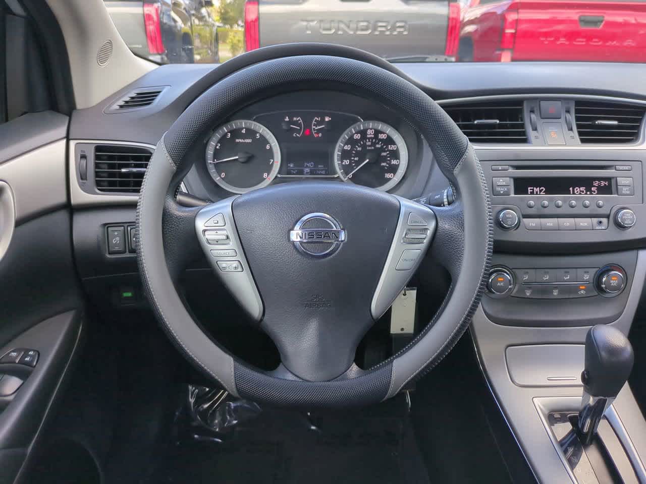 Thumbnail: 2014 Nissan Sentra - 15