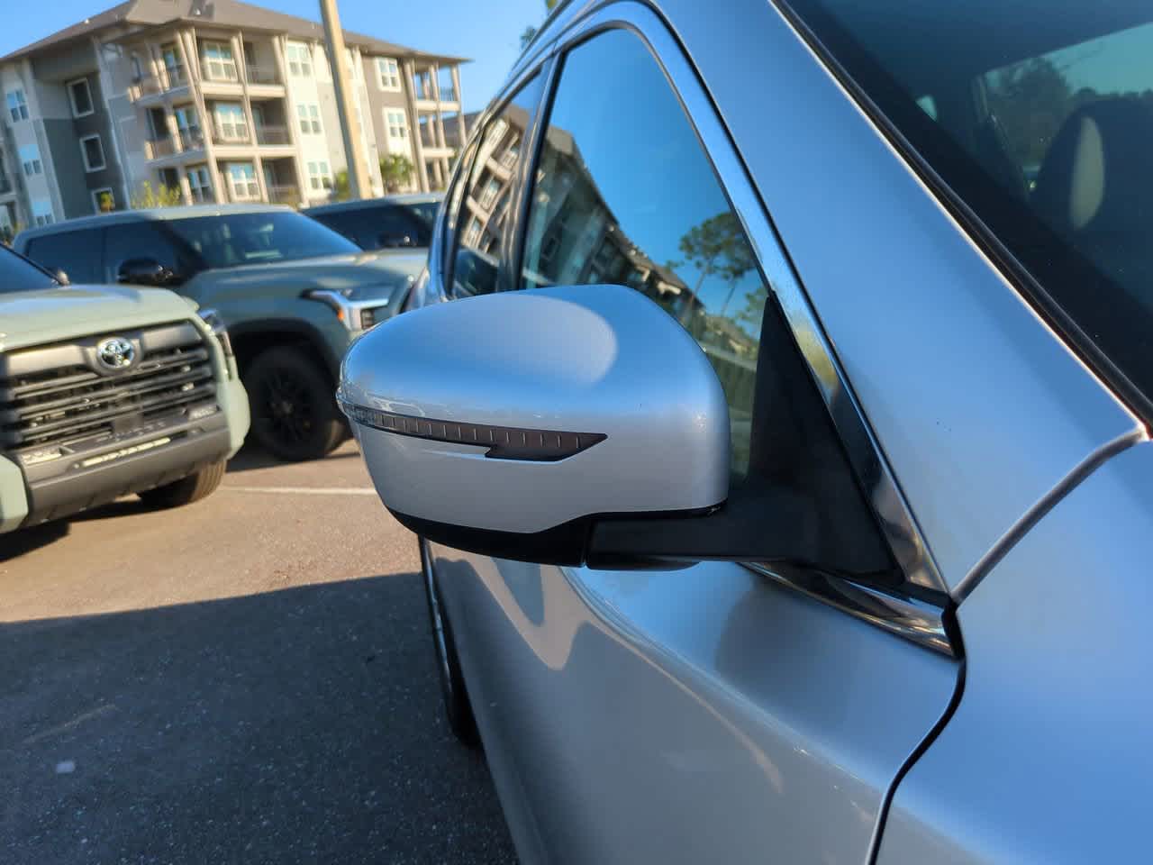 Thumbnail: 2018 Nissan Rogue - 12