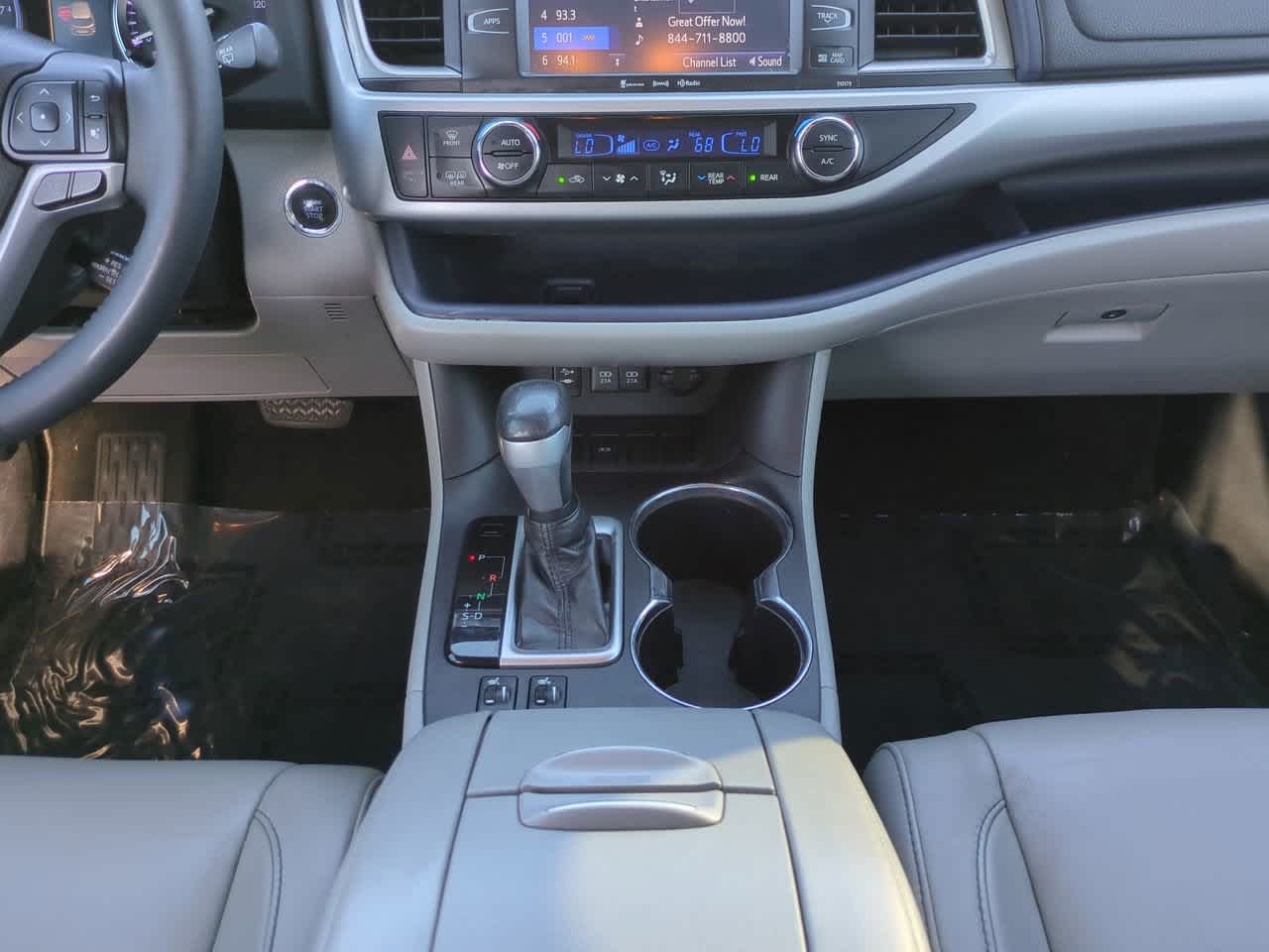 Thumbnail: 2018 Toyota Highlander - 19