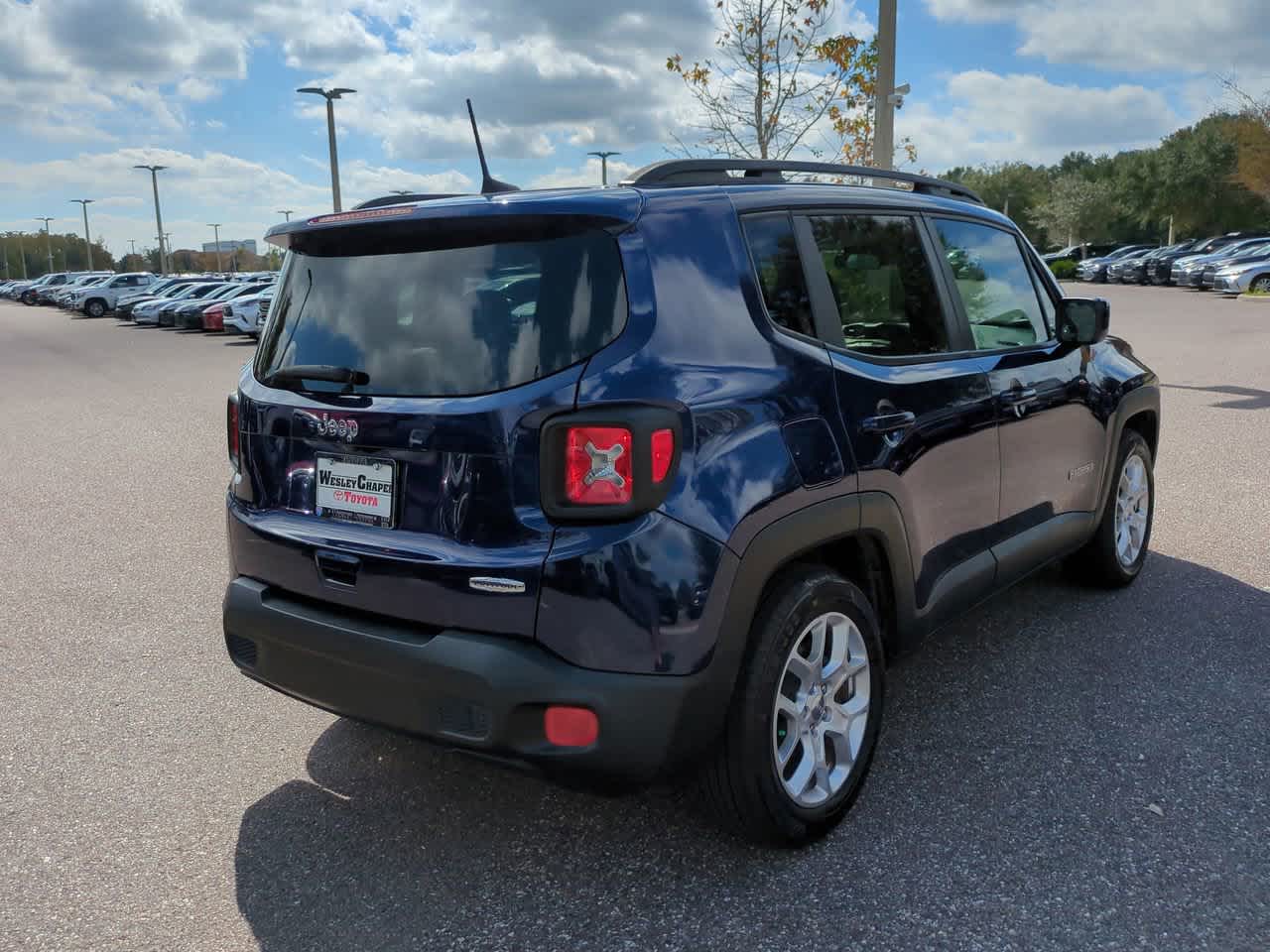 Thumbnail: 2018 Jeep Renegade - 6