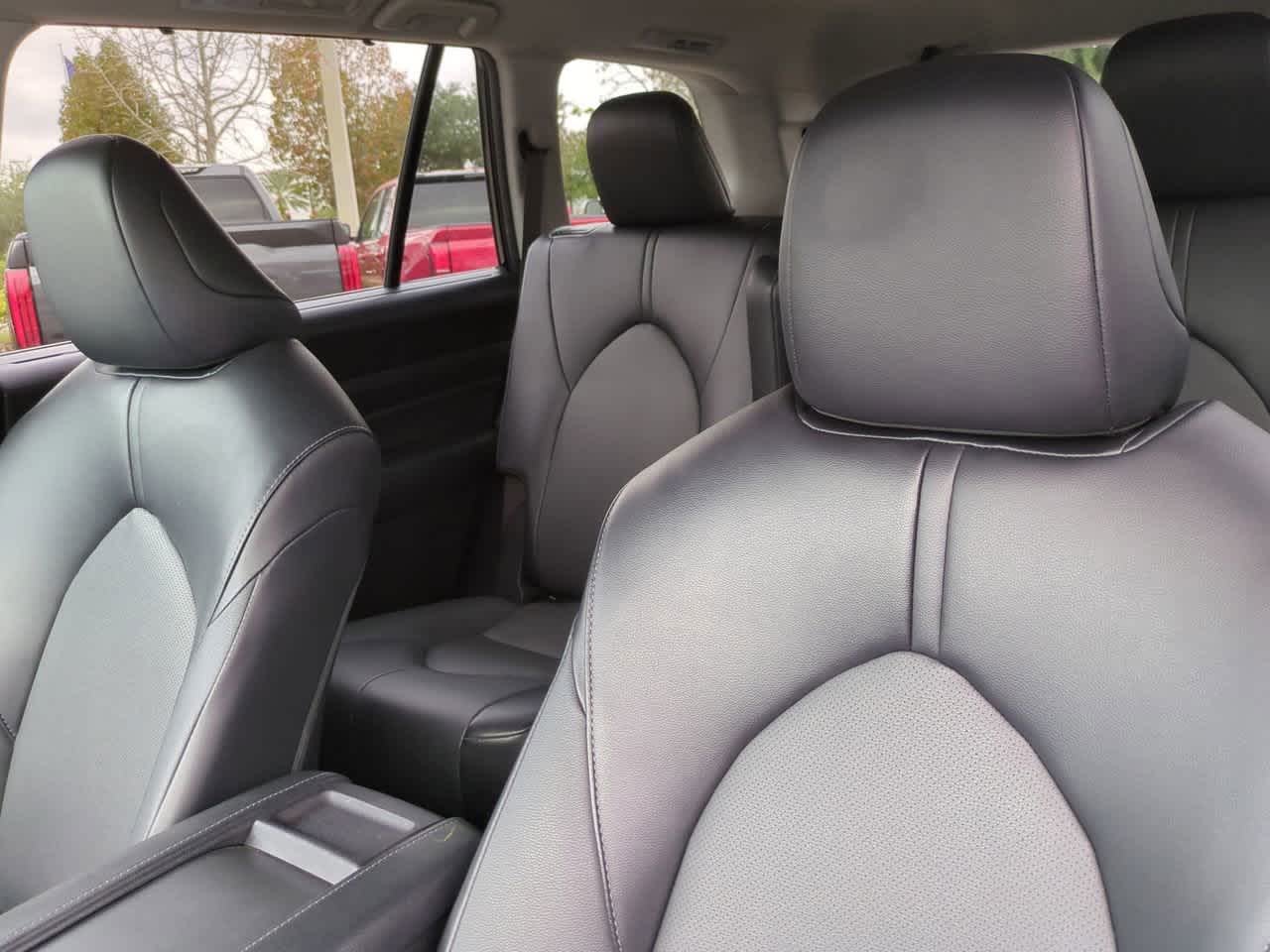 Thumbnail: 2024 Toyota Grand Highlander - 8