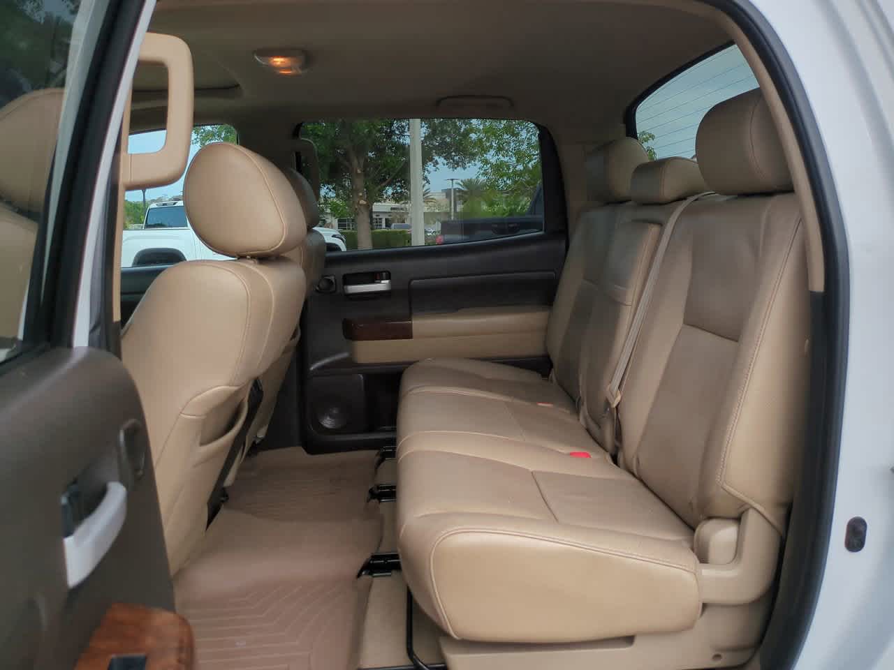 Thumbnail: 2010 Toyota Tundra - 13