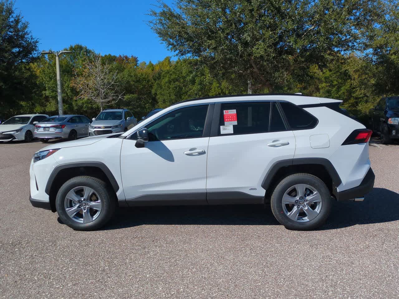 Thumbnail: 2025 Toyota RAV4 - 3