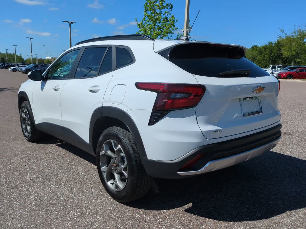 Thumbnail: 2025 Chevrolet Trax - 4