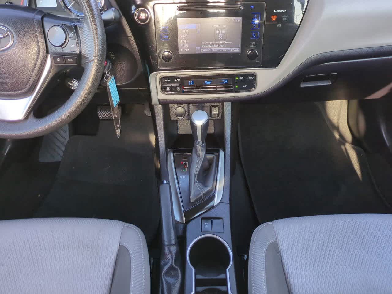 Thumbnail: 2017 Toyota Corolla - 17