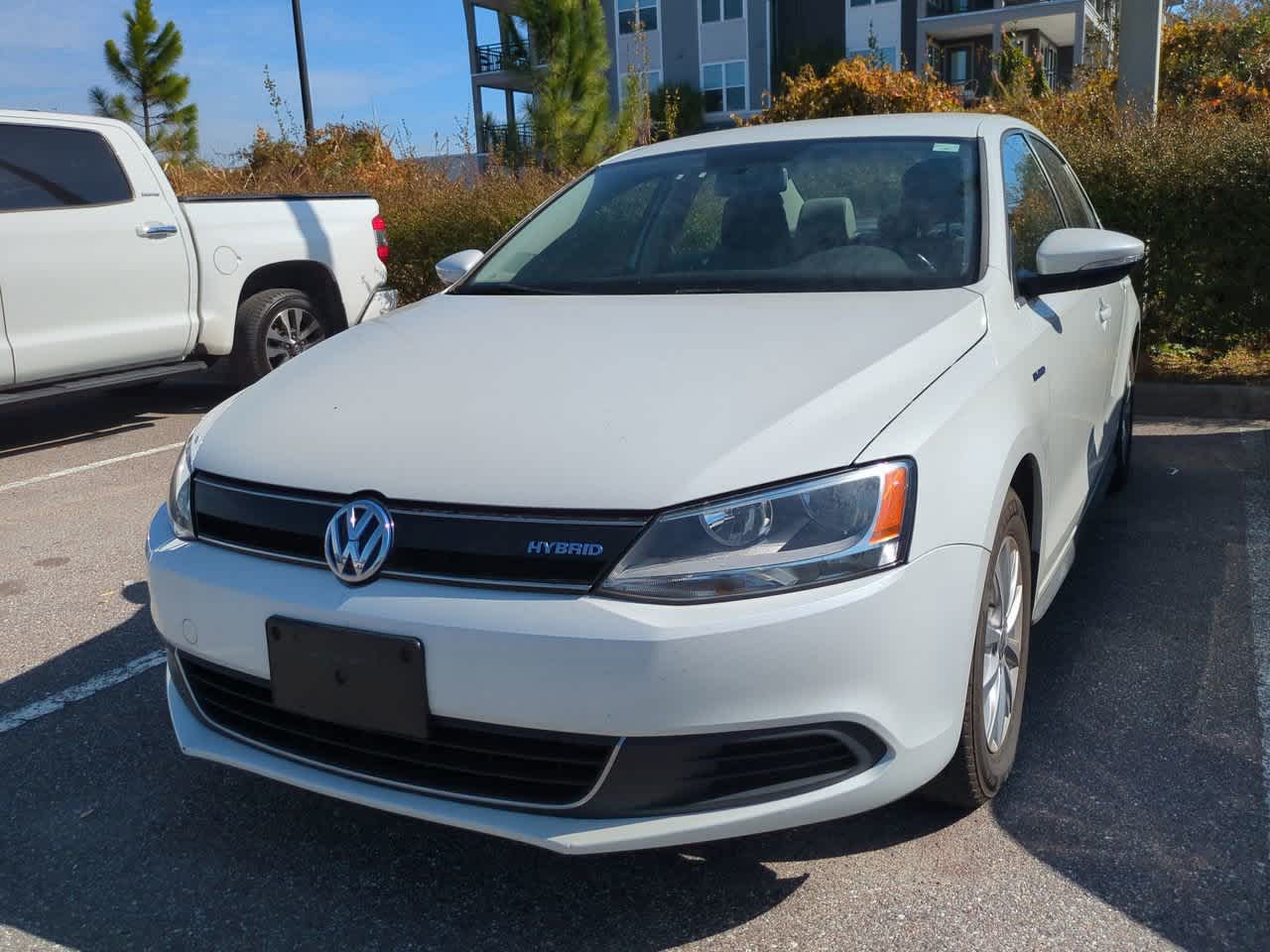 Thumbnail: 2014 Volkswagen Jetta - 2