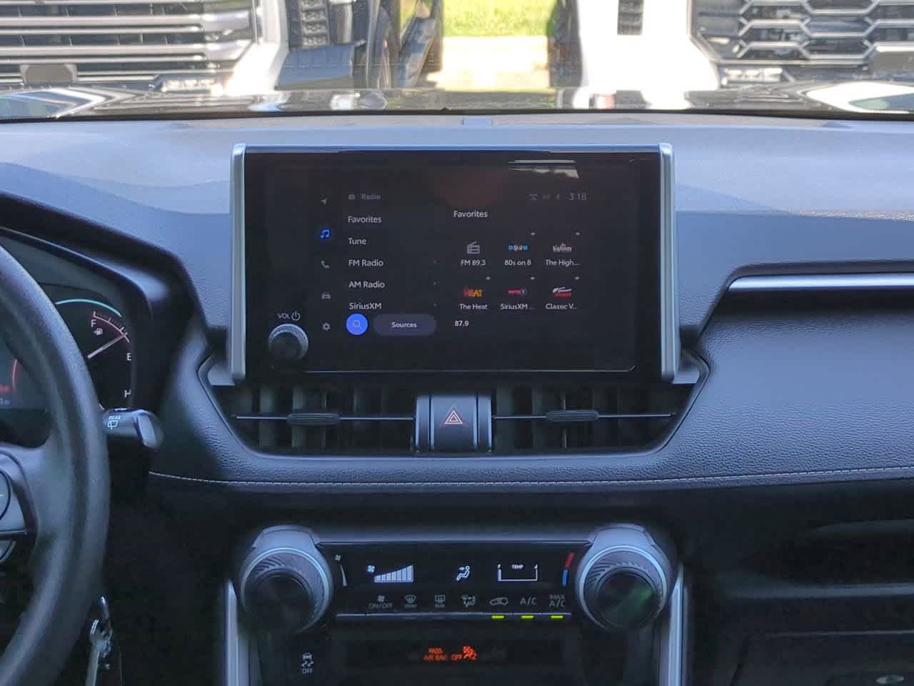 Thumbnail: 2023 Toyota RAV4 - 16