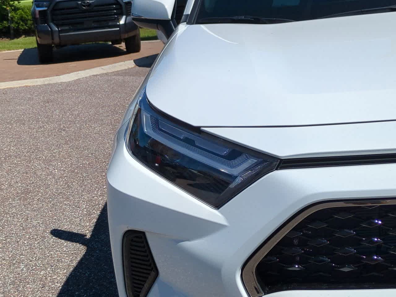 Thumbnail: 2025 Toyota RAV4 - 10