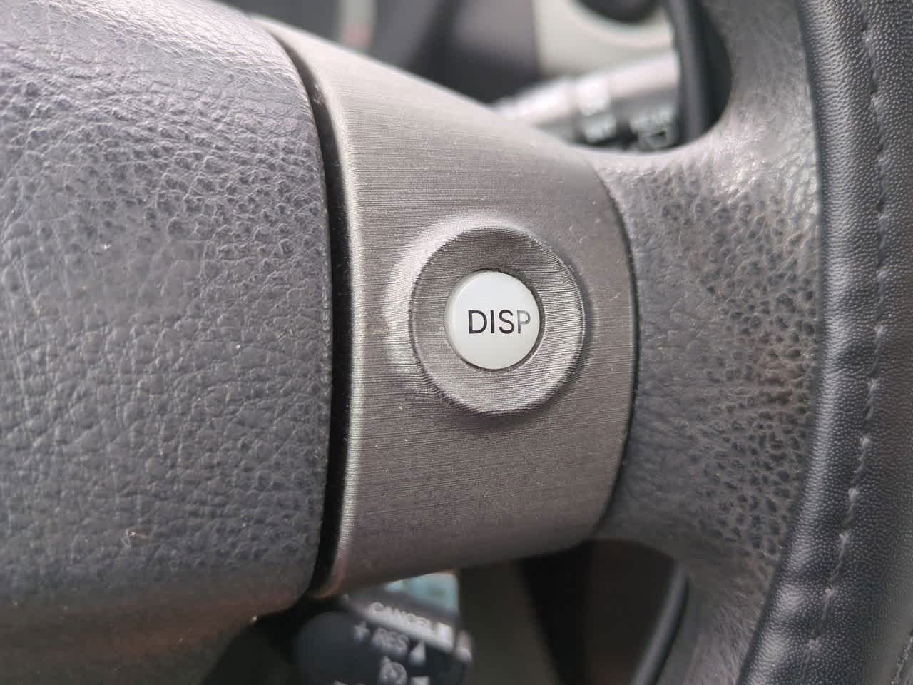 Thumbnail: 2012 Toyota RAV4 - 22