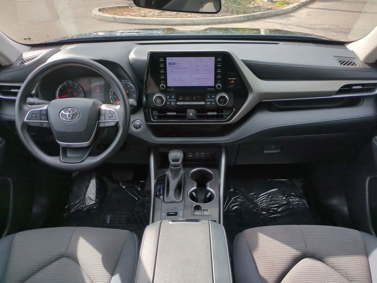 Thumbnail: 2022 Toyota Highlander - 15