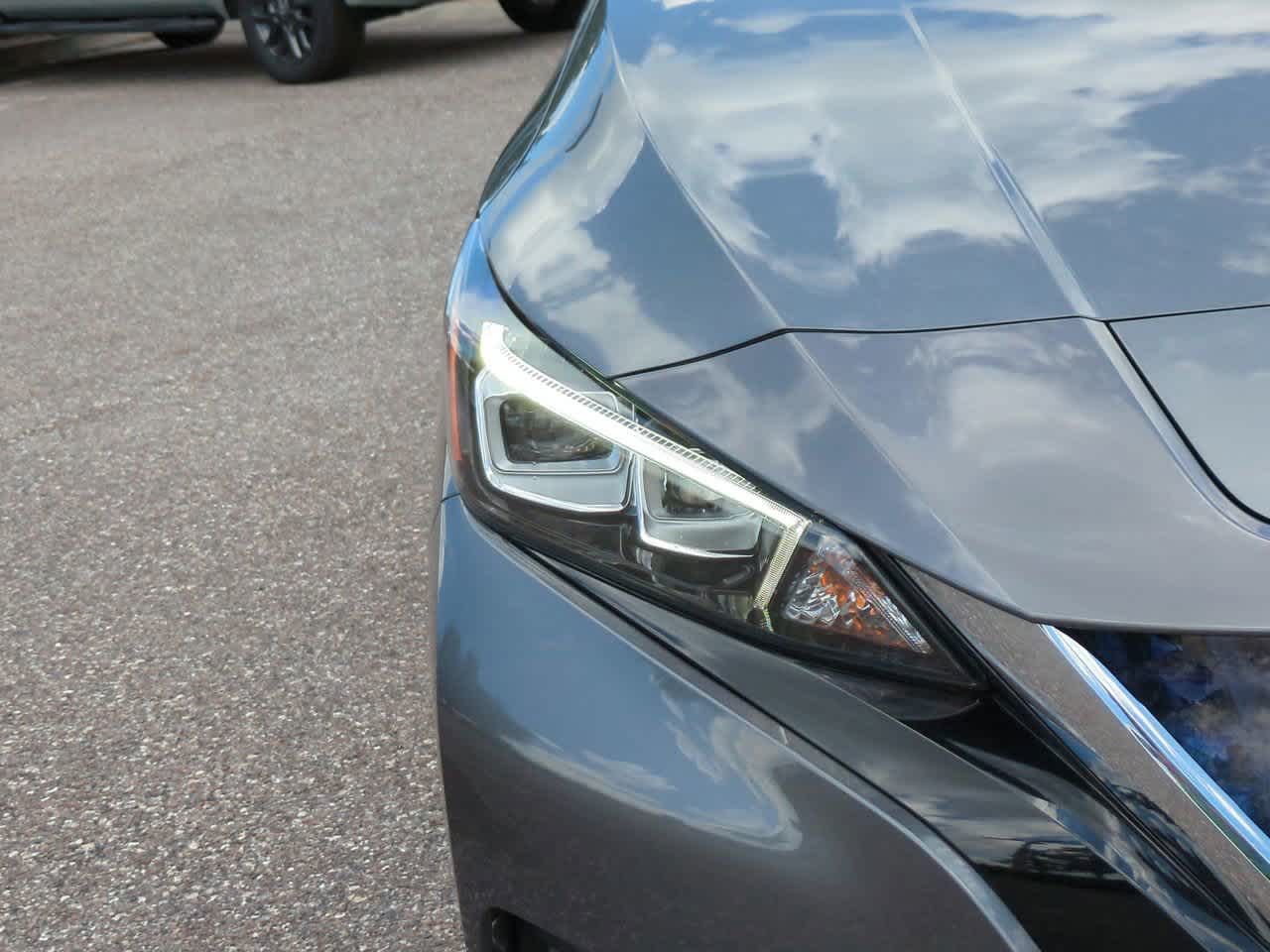 Thumbnail: 2022 Nissan Leaf - 10