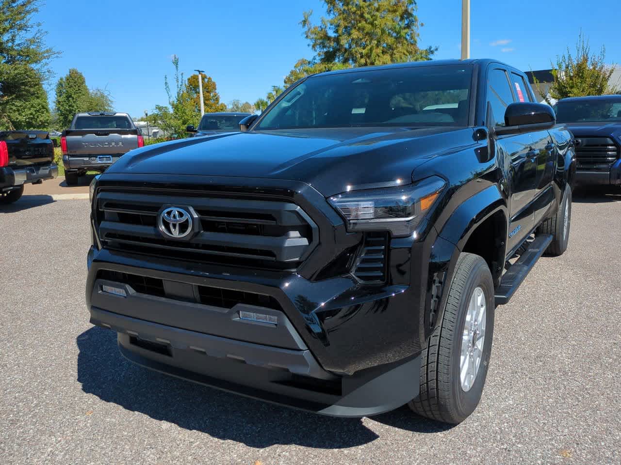 Thumbnail: 2025 Toyota Tacoma - 2
