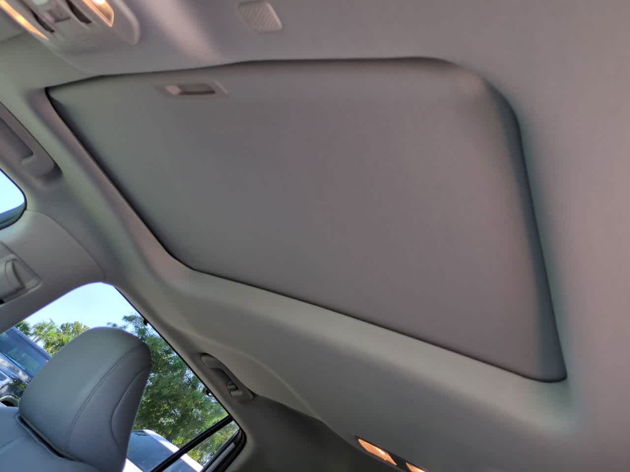 Thumbnail: 2021 Toyota Highlander - 20