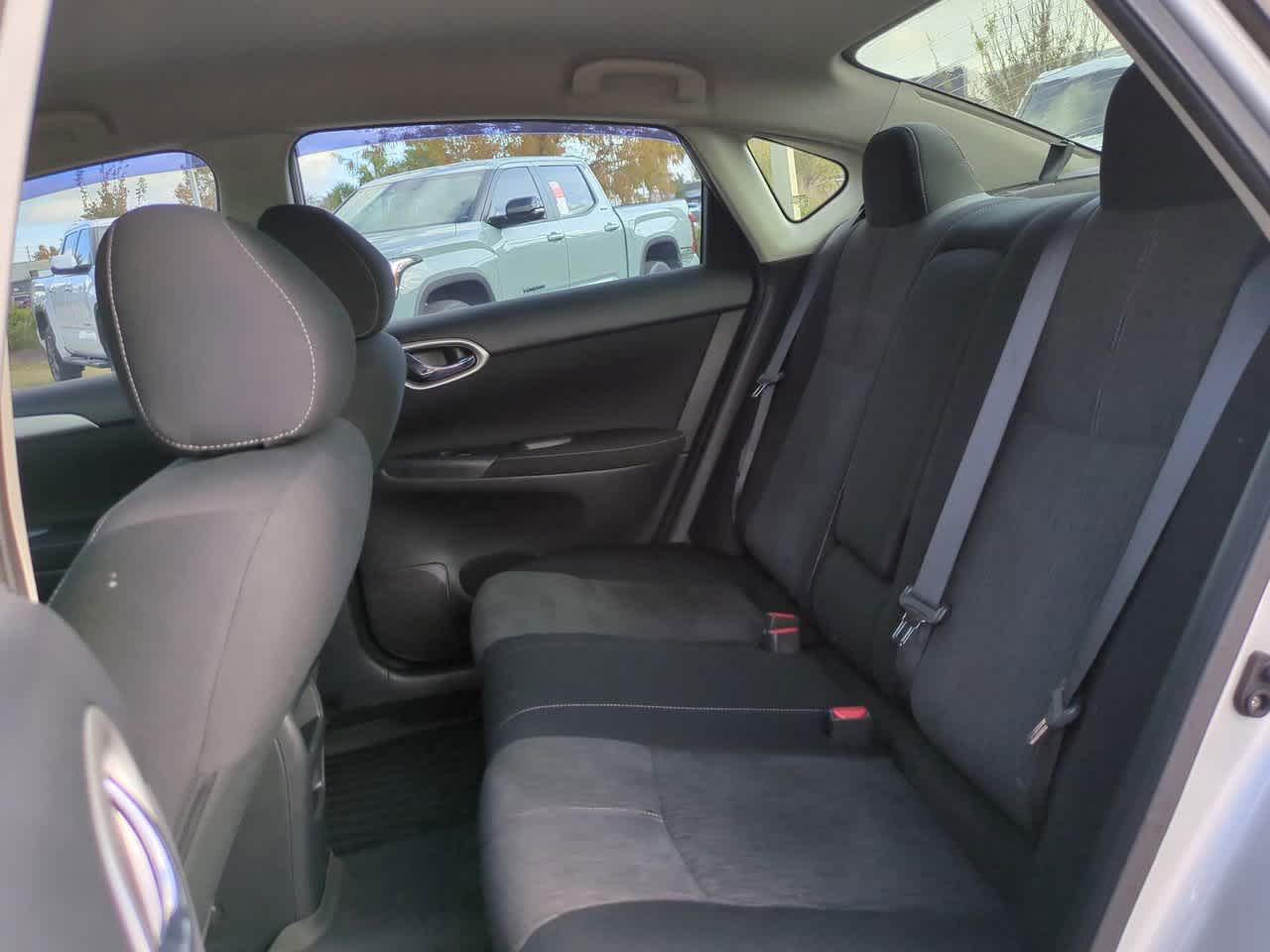 Thumbnail: 2014 Nissan Sentra - 13