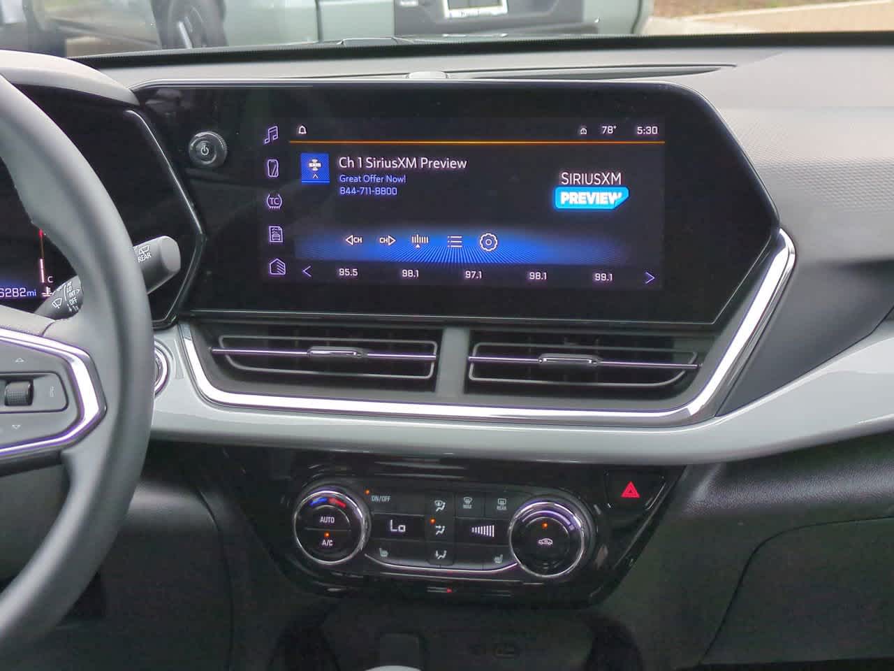 Thumbnail: 2025 Chevrolet Trax - 17