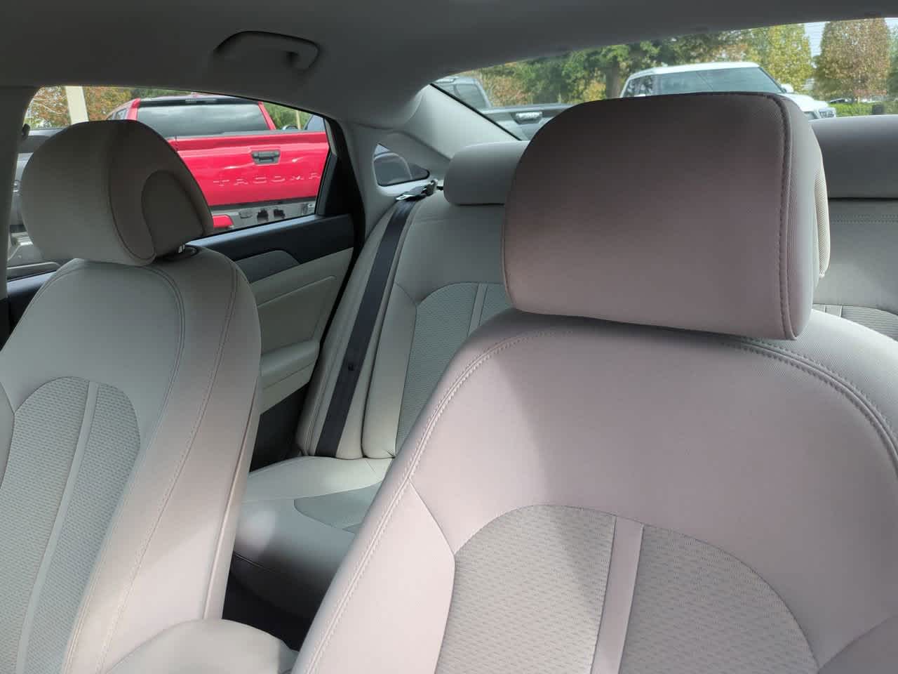 Thumbnail: 2015 Hyundai Sonata - 8