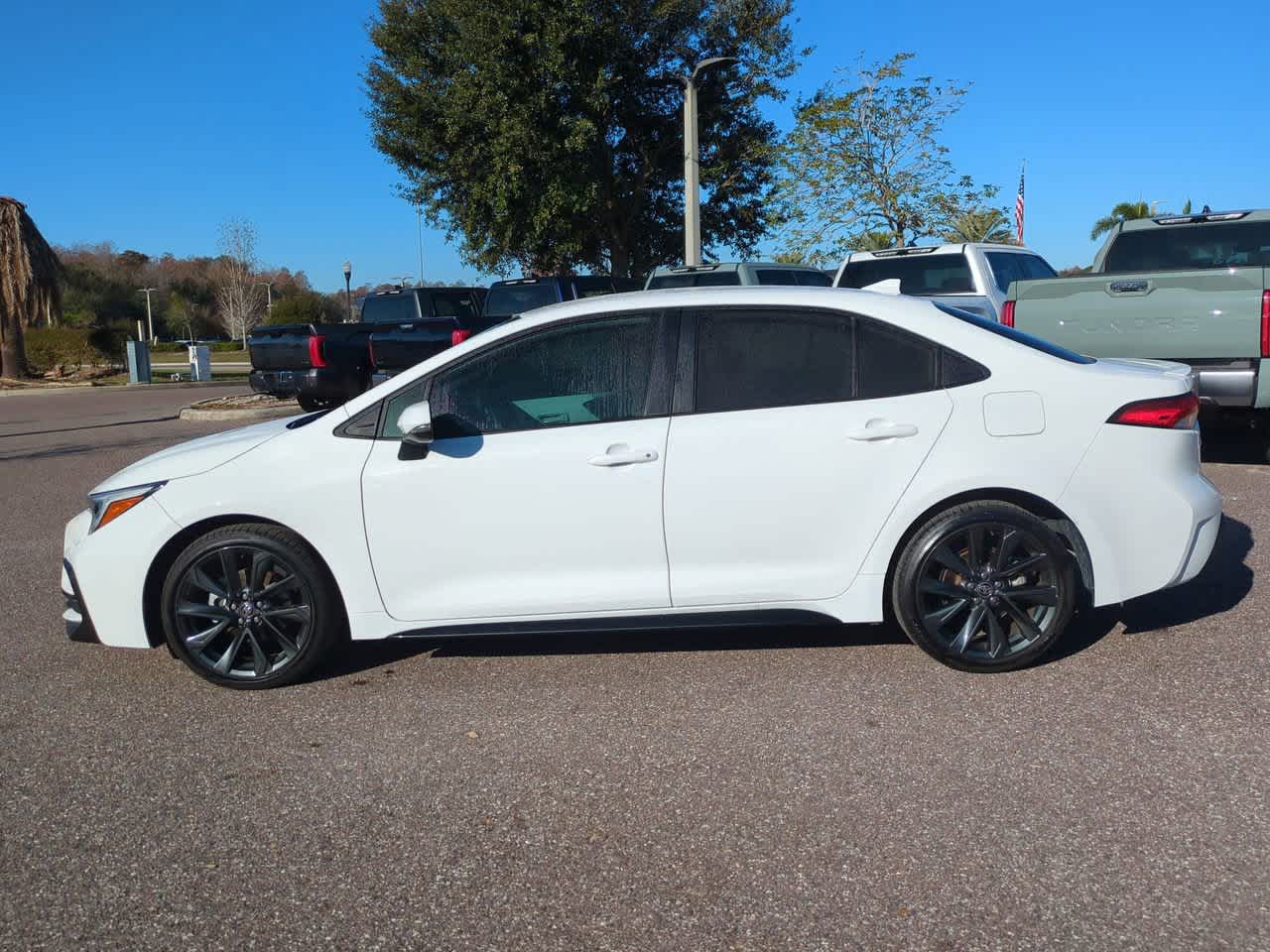 Thumbnail: 2024 Toyota Corolla - 3