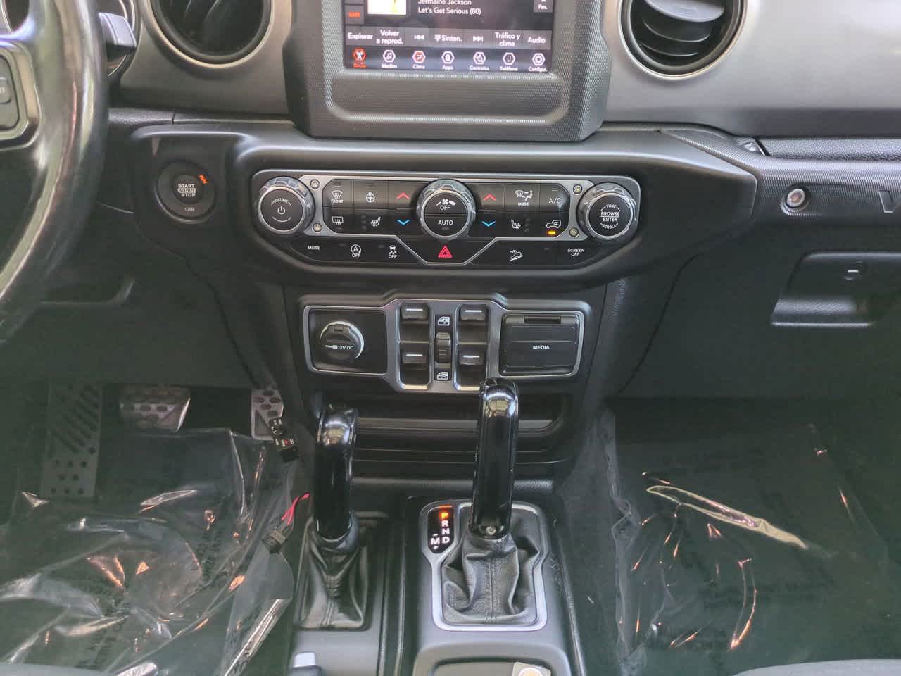 Thumbnail: 2020 Jeep Wrangler - 18