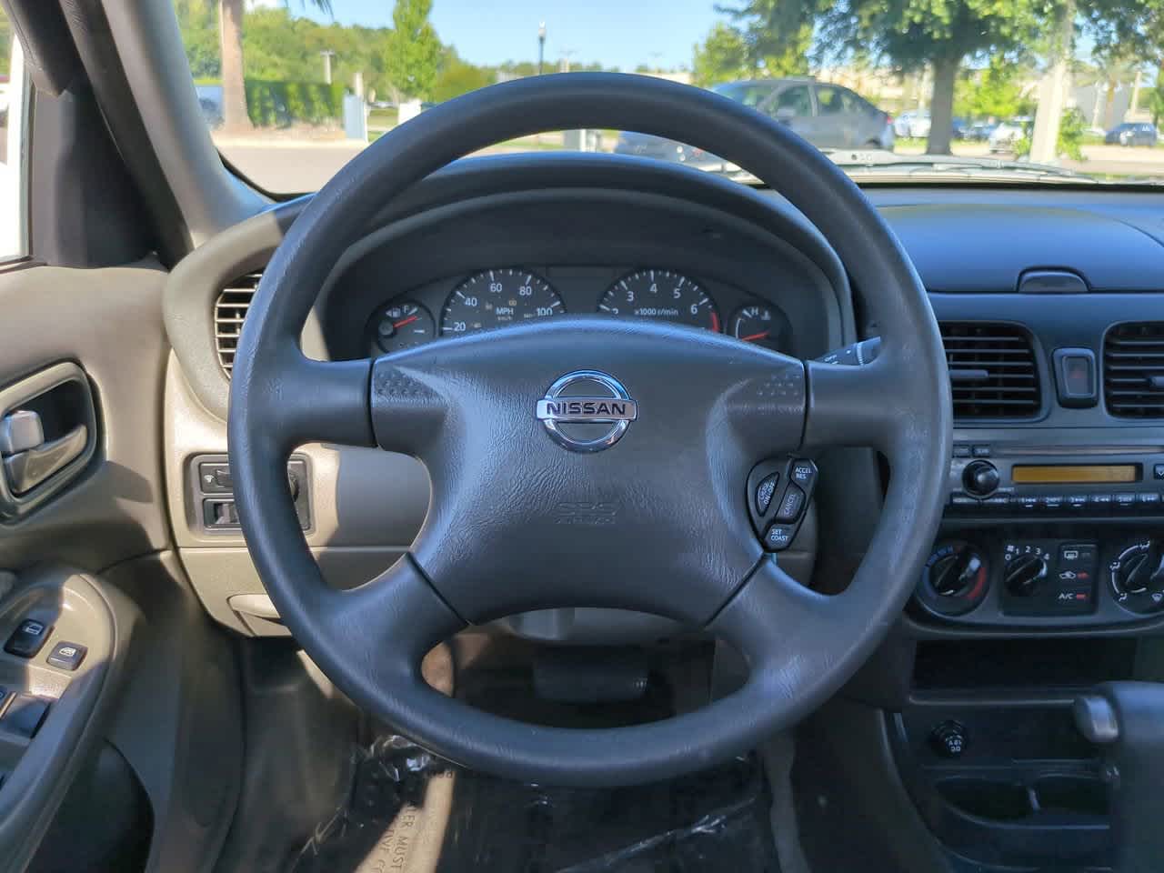 Thumbnail: 2005 Nissan Sentra - 15