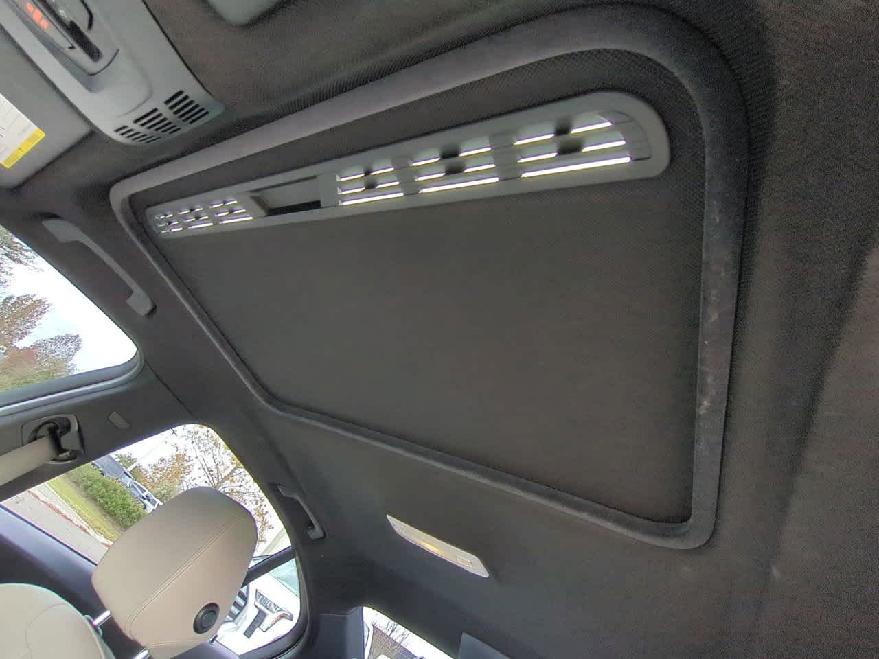 Thumbnail: 2013 BMW 3 Series - 19