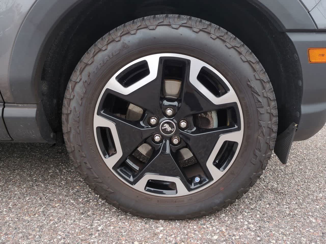 Thumbnail: 2022 Ford Bronco Sport - 11