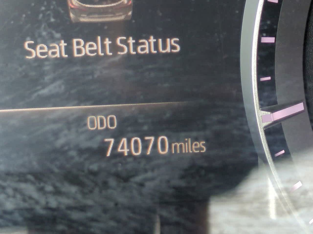 Thumbnail: 2023 Toyota Highlander - 27