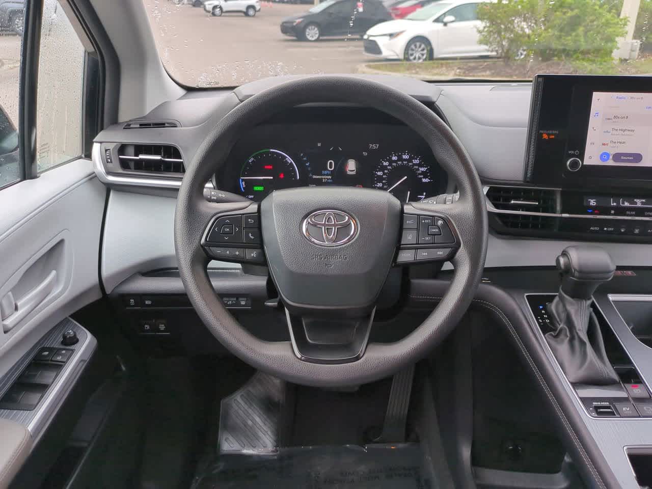 Thumbnail: 2025 Toyota Sienna - 16