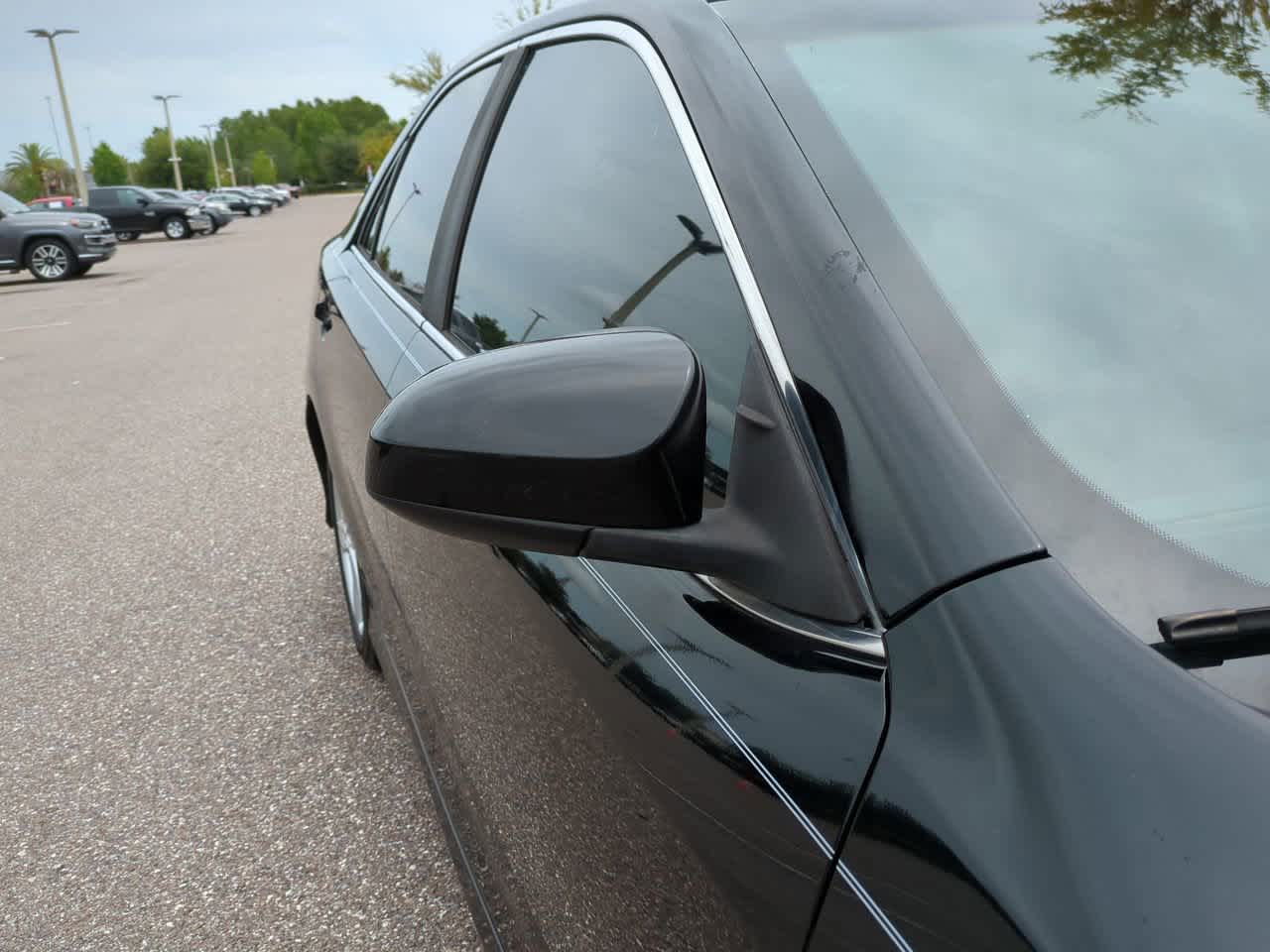 Thumbnail: 2013 Toyota Camry - 12