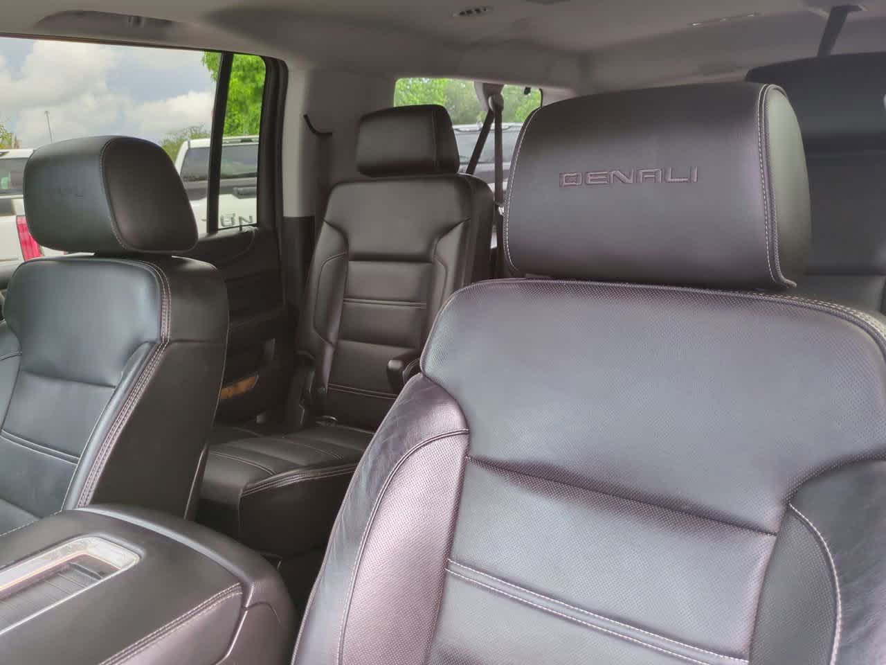 Thumbnail: 2016 GMC Yukon XL - 8