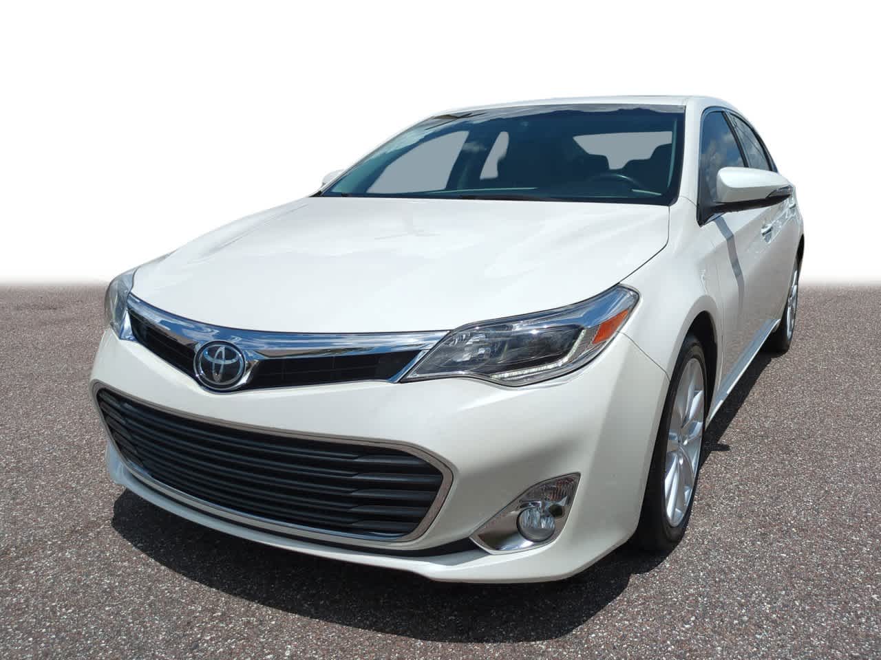 Thumbnail: 2015 Toyota Avalon - 1