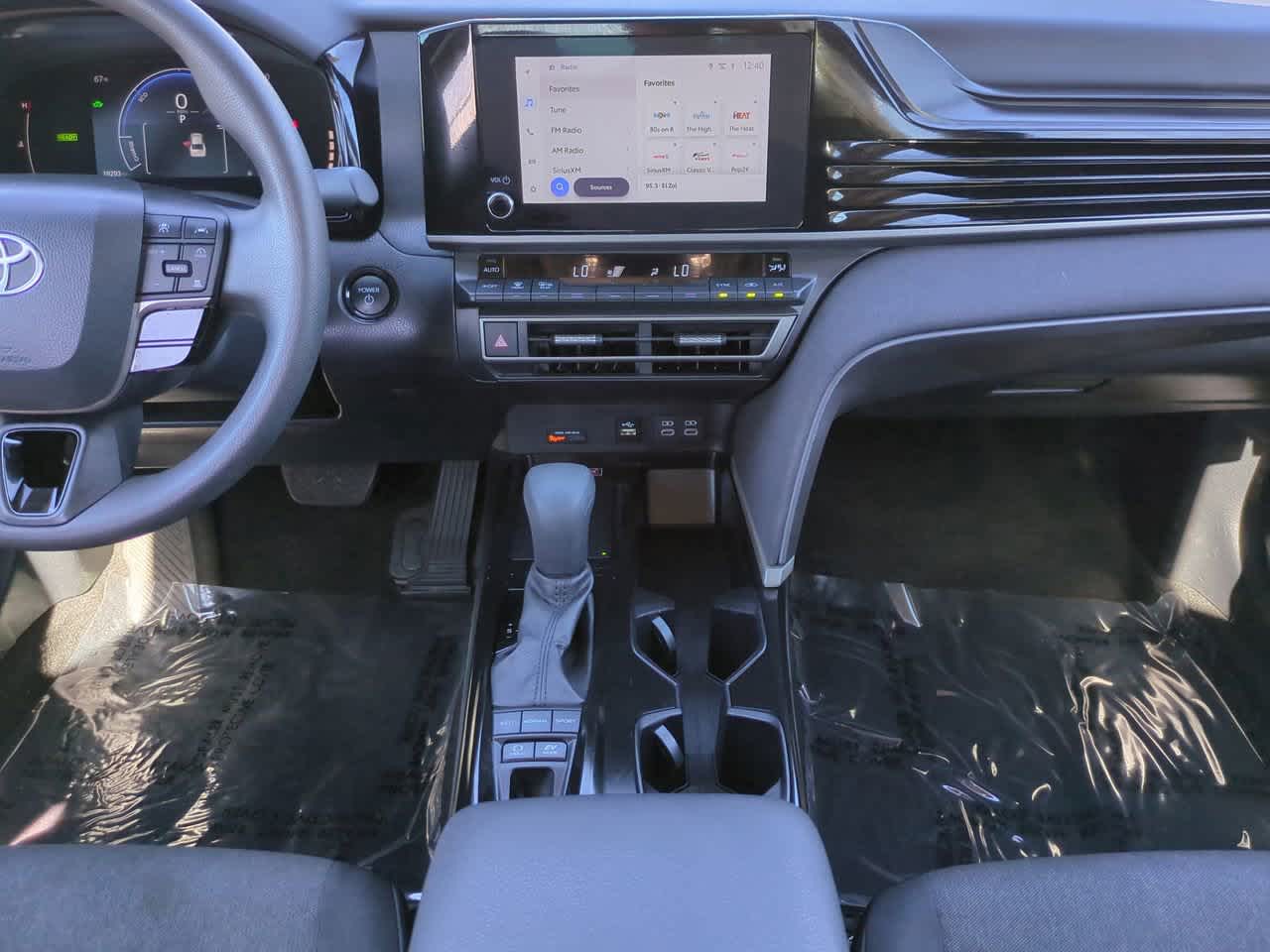 Thumbnail: 2025 Toyota Camry - 18