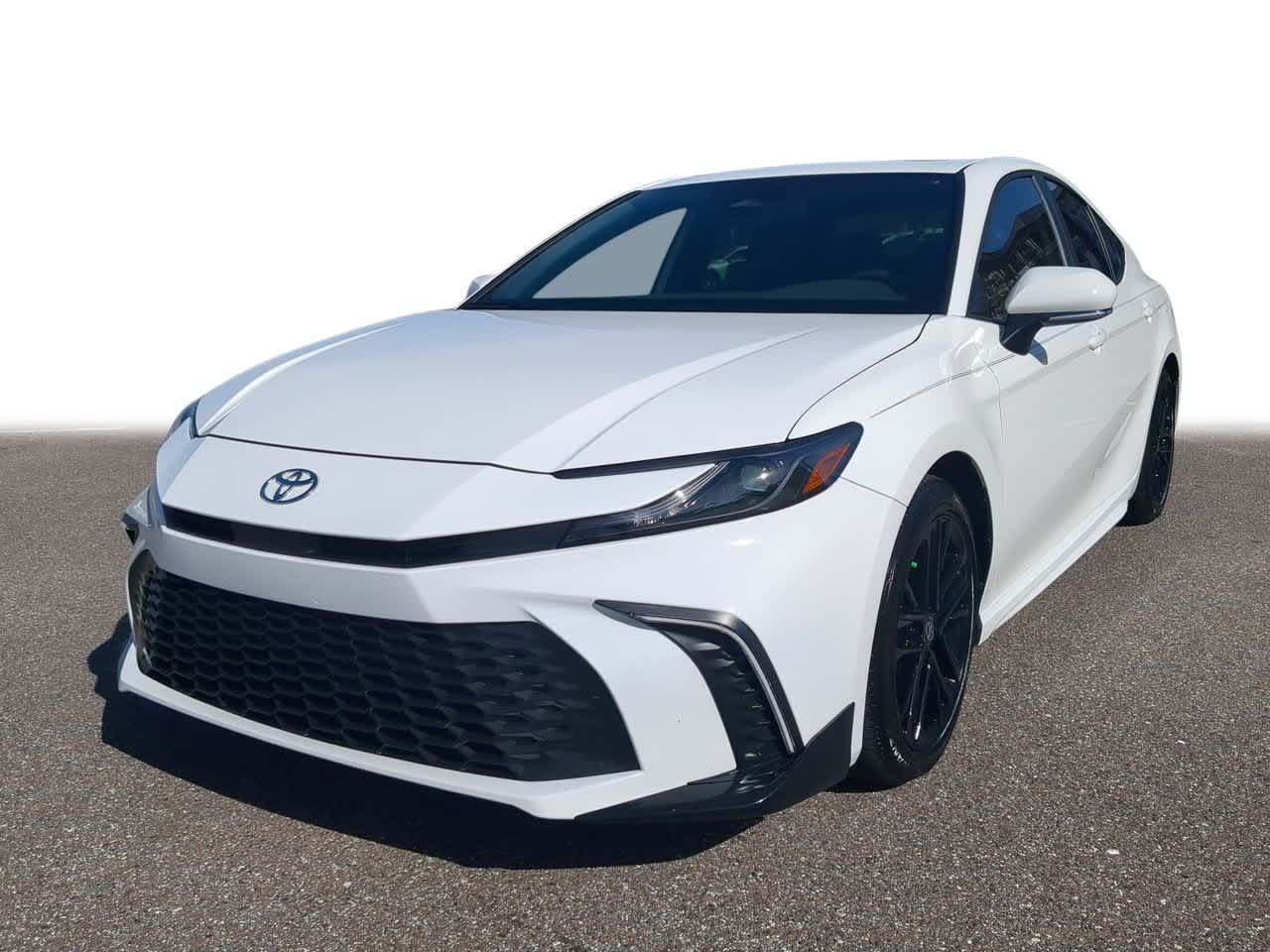 2025 Toyota Camry SE Hero Image