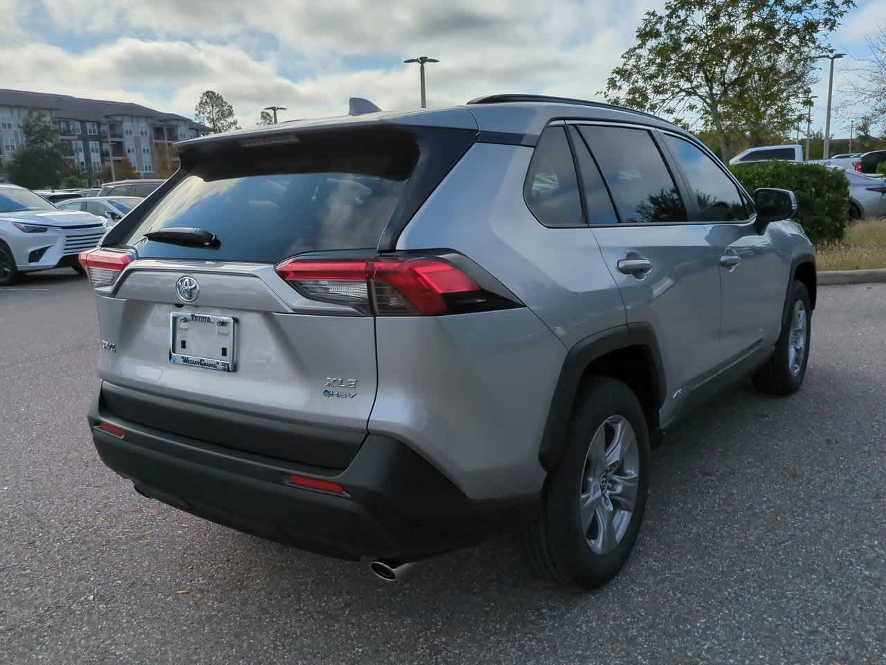 Thumbnail: 2025 Toyota RAV4 - 6